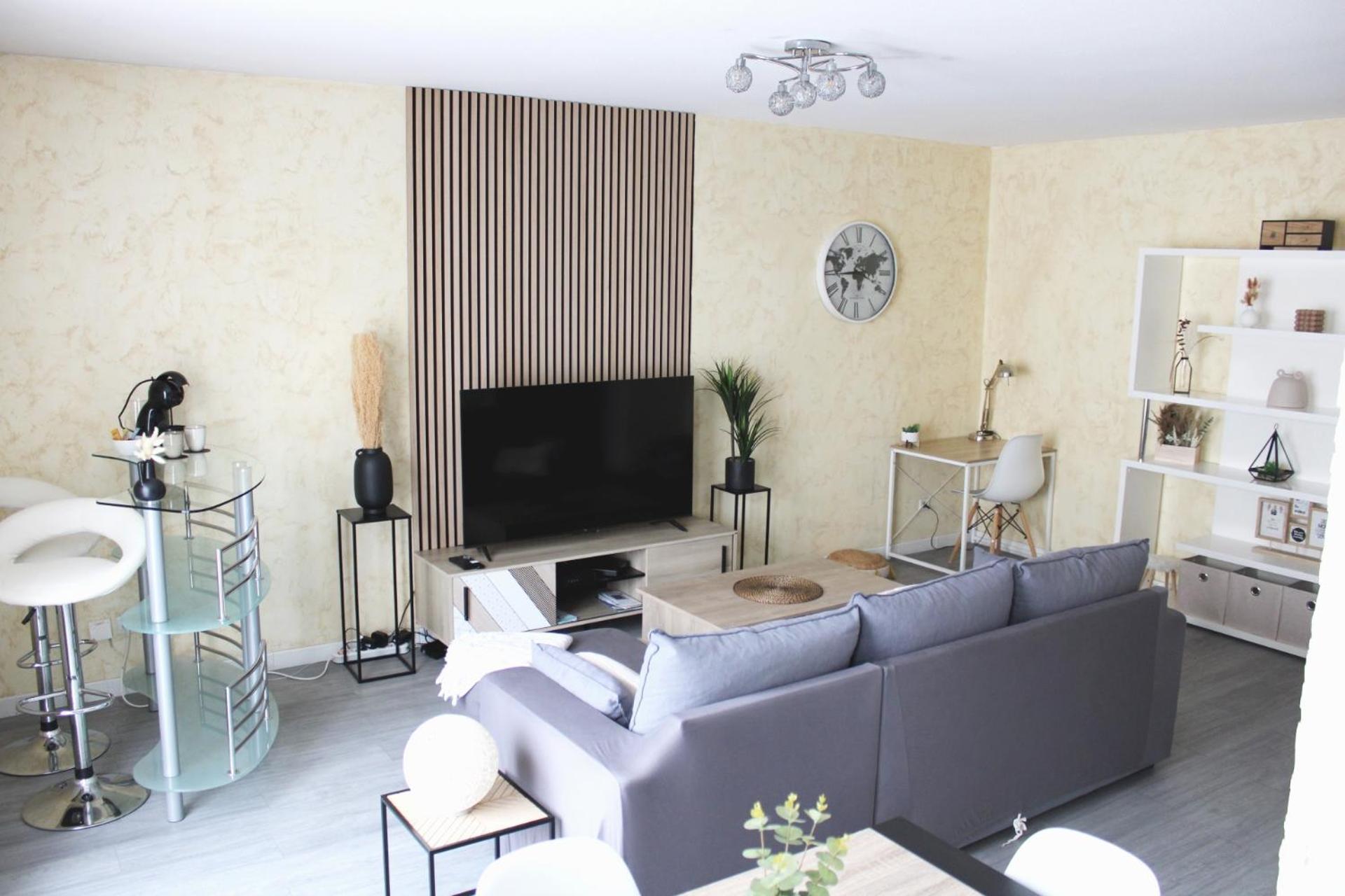 Cosy Appart - Balcon, Parking, Spacieux T2 - Proche Eurexpo Stade Сен-Пріє Екстер'єр фото